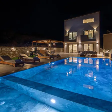 Calmo Luxury Villas, With Pool Tranquil Elegance, By Thinkvilla Villa